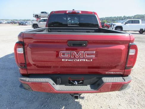New 2026 GMC Canyon Denali AWD/4WD image 5