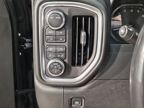 Used 2020 GMC Sierra 1500 SLT w/ SLT Premium Plus Package AWD/4WD image 27