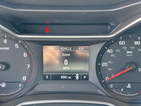 Used 2023 Chevrolet TrailBlazer LS FWD image 27