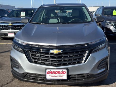 Used 2023 Chevrolet Equinox LS w/ Driver Confidence II Package image 3