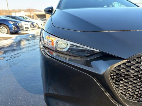 Certified 2025 MAZDA MAZDA3 s image 24