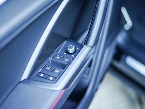 New 2025 Audi Q3 2.0T Premium Plus image 21