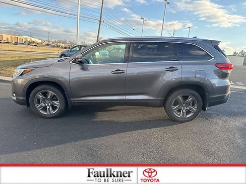 Certified 2018 Toyota Highlander Limited image 4