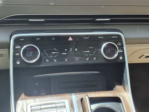 Used 2024 Genesis GV80 3.5T Advanced w/ Advanced Package AWD/4WD image 32