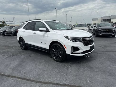 Certified 2023 Chevrolet Equinox RS w/ LPO, Floor Liner Package FWD image 6