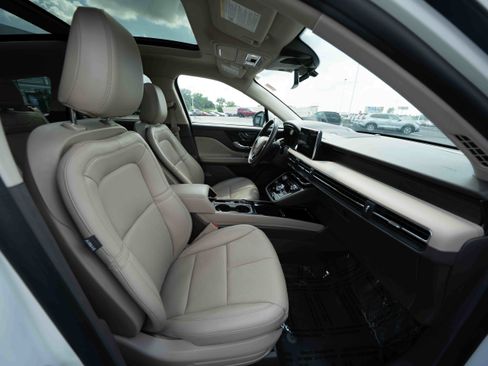 Used 2022 Lincoln Corsair Reserve w/ Equipment Group 201A AWD/4WD image 27