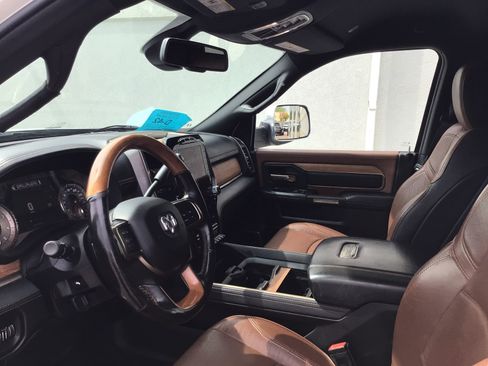 Used 2019 RAM 2500 Limited w/ Cold Weather Group AWD/4WD image 12