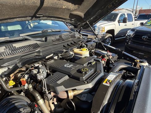 Used 2016 RAM 2500 Laramie image 21