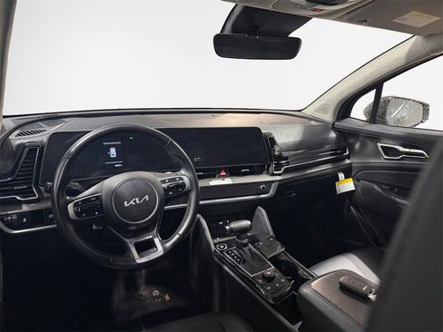 Certified 2023 Kia Sportage EX image 22