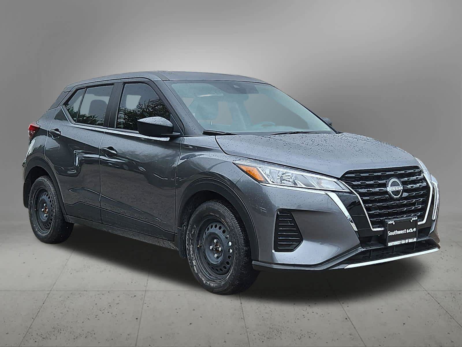 Used 2025 Nissan Kicks Play S FWD image 8