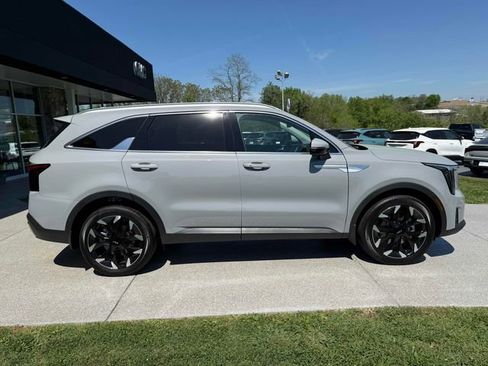 New 2026 Kia Sorento SX FWD image 4