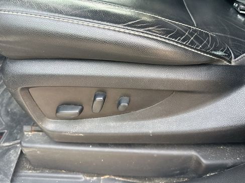 Used 2018 Chevrolet Silverado 1500 LTZ image 19