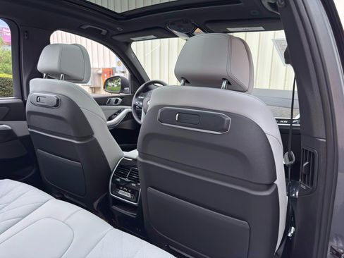 Used 2024 BMW X5 sDrive40i w/ Premium Package RWD image 41