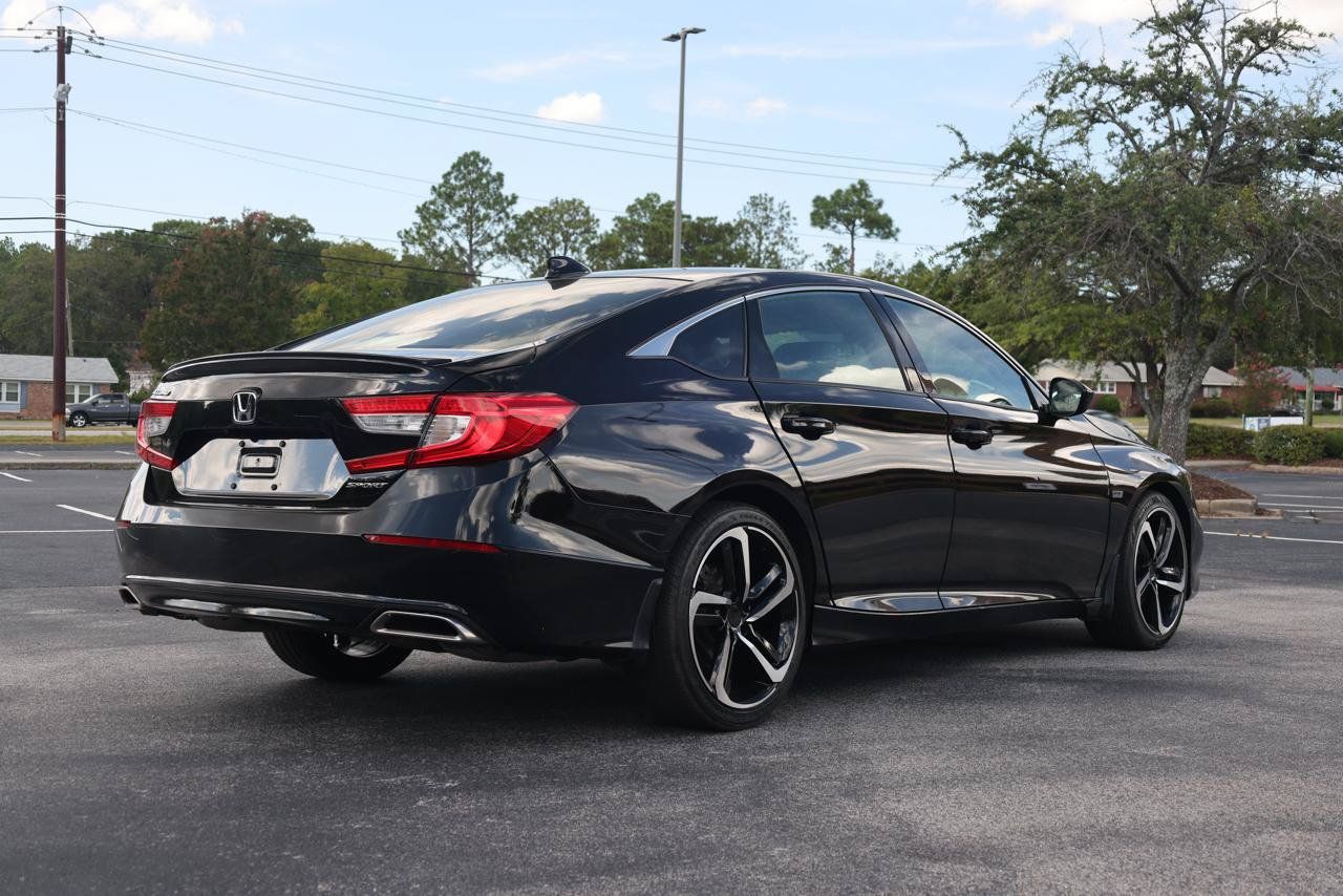 Used 2022 Honda Accord Sport image 6