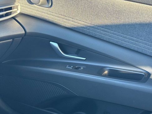 Certified 2023 Hyundai Elantra Limited w/ Cargo Package image 32