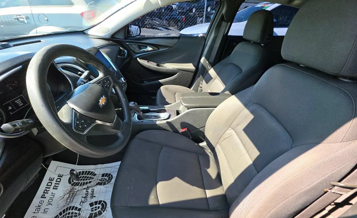 Used 2020 Chevrolet Malibu LT FWD image 5
