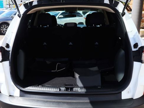 Used 2020 Ford Escape SE image 25