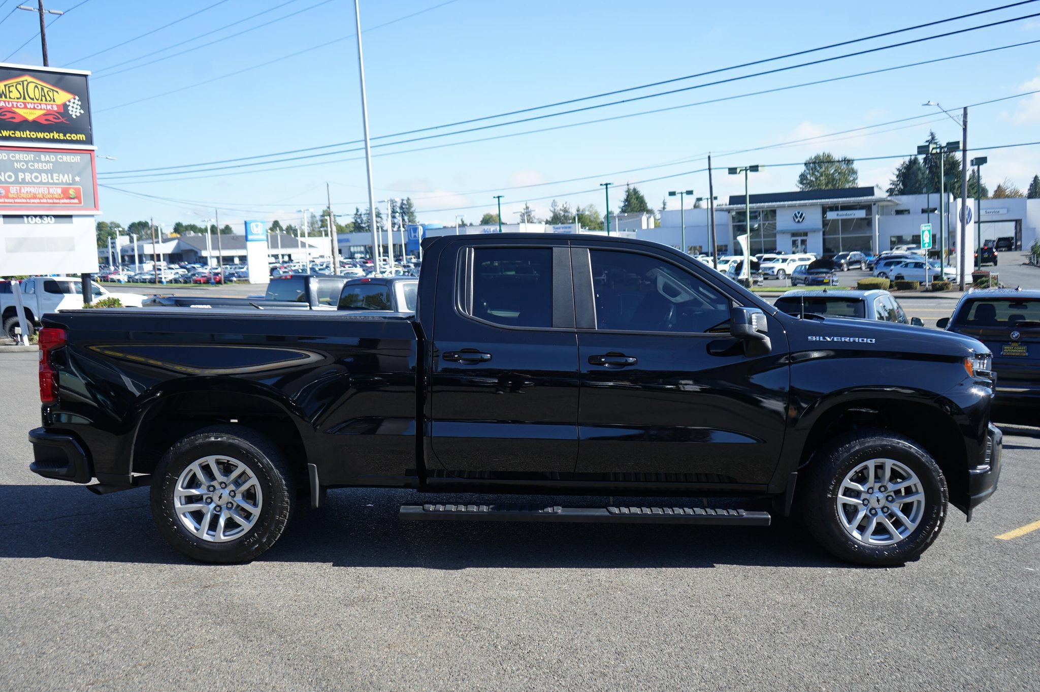 Used 2019 Chevrolet Silverado 1500 RST w/ All-Star Edition AWD/4WD image 6