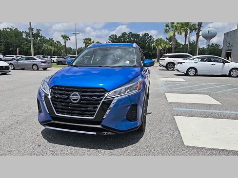 Used 2021 Nissan Kicks SV FWD image 21