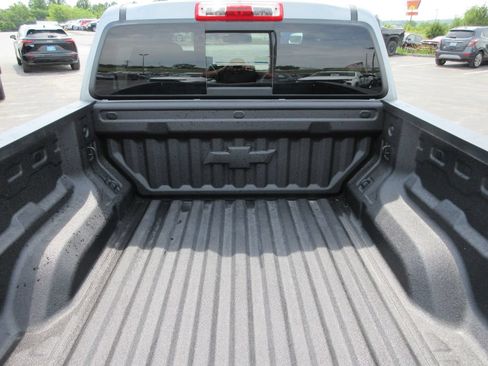 New 2026 Chevrolet Colorado LT w/ LT Convenience Package AWD/4WD image 11