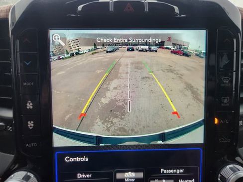 Used 2021 RAM 1500 Limited w/ Body Color Bumper Group image 17