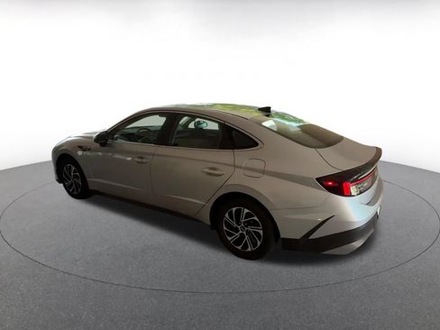 Used 2026 Hyundai Sonata Blue FWD image 10