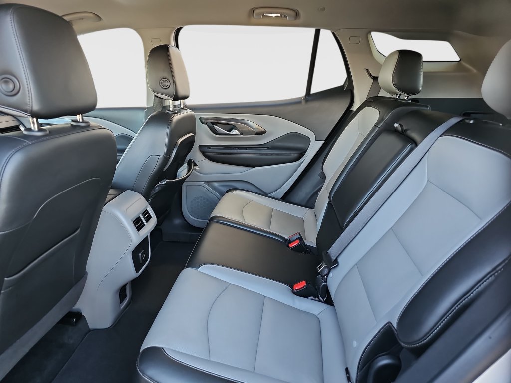 Used 2023 GMC Terrain SLT FWD image 19