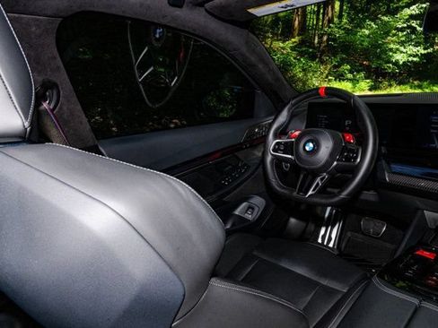 Used 2025 BMW M5 w/ Carbon Package AWD/4WD image 33