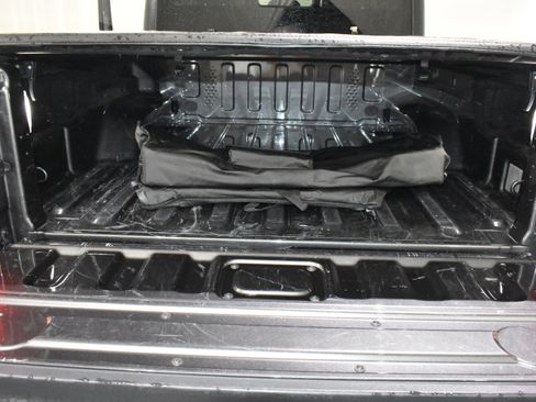 Used 2022 Jeep Gladiator Sport AWD/4WD image 30