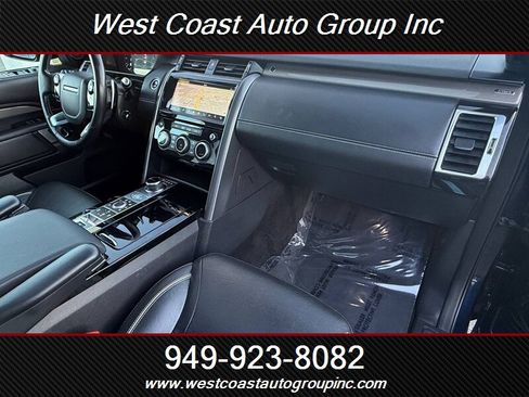 Used 2020 Land Rover Discovery HSE image 7