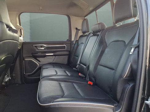Used 2022 RAM 1500 Laramie AWD/4WD image 14
