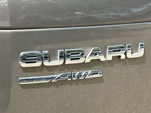 Used 2017 Subaru Forester 2.5i Touring AWD/4WD image 17