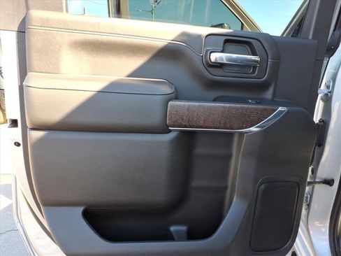 Used 2023 GMC Sierra 2500 Denali image 23