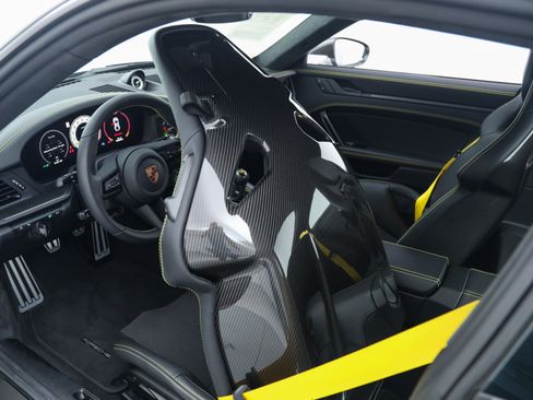 Used 2026 Porsche 911 GT3 RWD image 25