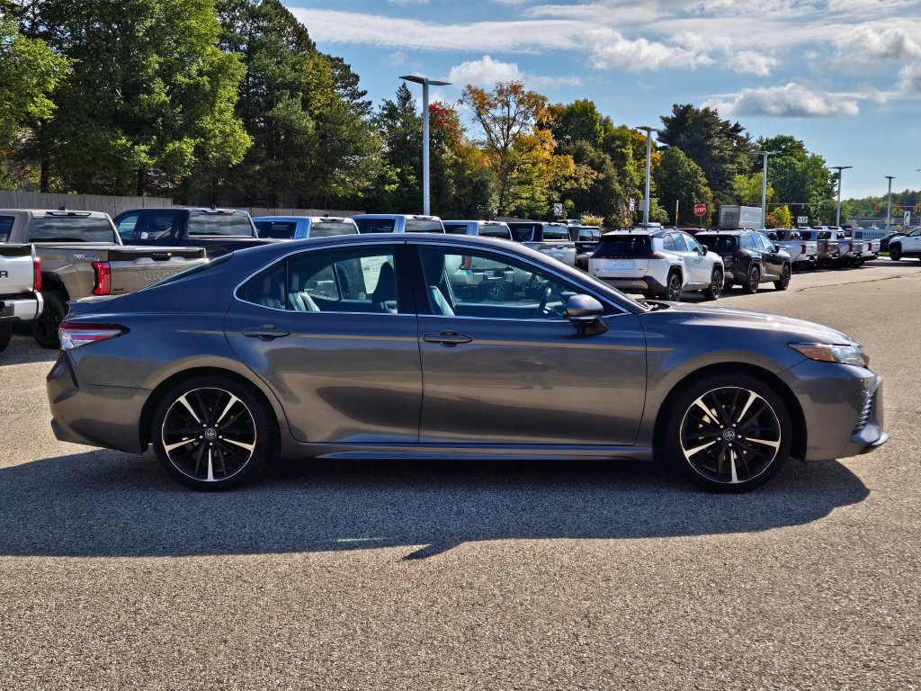 Used 2018 Toyota Camry XSE FWD image 7