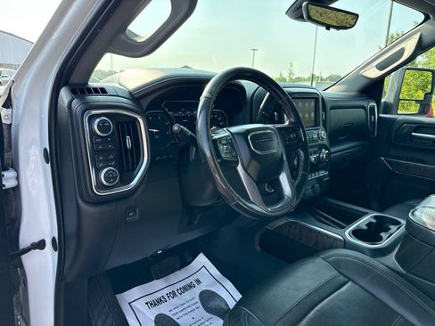 Used 2023 GMC Sierra 3500 Denali w/ Technology Package AWD/4WD image 25
