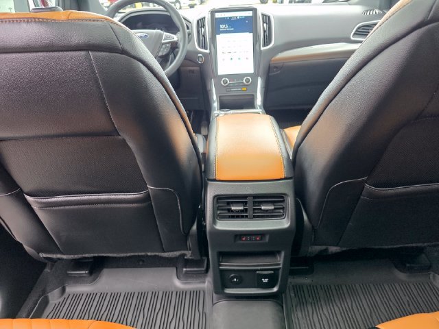 Certified 2024 Ford Edge Titanium w/ Titanium Elite Package AWD/4WD image 16