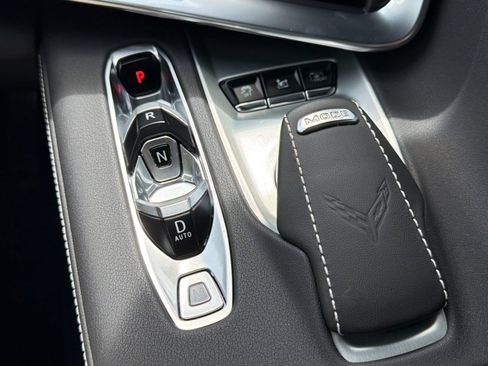 Used 2025 Chevrolet Corvette Z06 RWD image 17