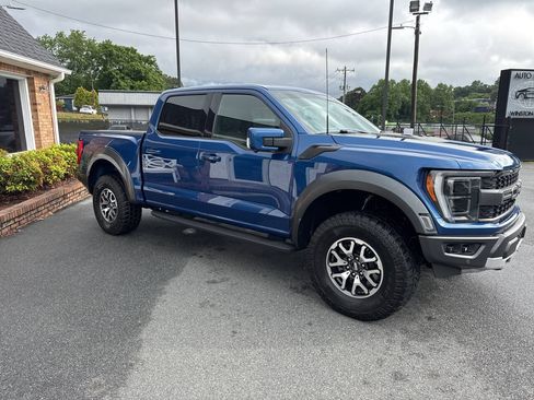 Used 2022 Ford F150 Raptor w/ Equipment Group 801A High AWD/4WD image 6