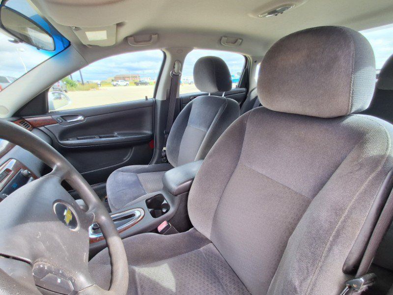 Used 2011 Chevrolet Impala LS FWD image 10
