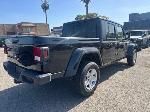 Used 2022 Jeep Gladiator Sport AWD/4WD image 5