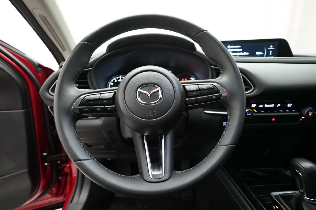 Certified 2025 MAZDA CX-30 AWD 2.5 S w/ Select Sport Pkg image 4