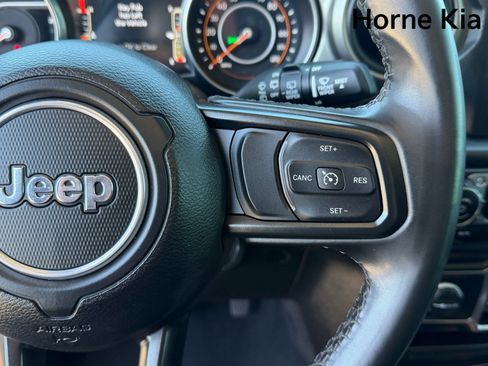 Used 2021 Jeep Wrangler Unlimited Sport AWD/4WD image 31