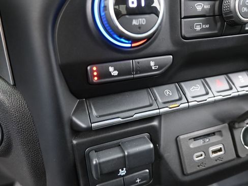 Used 2021 Chevrolet Silverado 1500 LT w/ All Star Edition Plus image 27