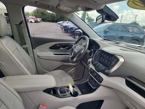 Used 2020 GMC Terrain Denali w/ Denali Premium Package FWD image 29
