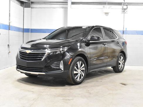 Used 2024 Chevrolet Equinox LT w/ LPO, Floor Liner Package image 4