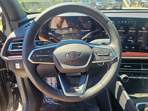 New 2026 Chevrolet Traverse Z71 w/ Driver Confidence Package AWD/4WD image 28