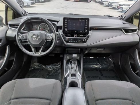 Used 2022 Toyota Corolla SE w/ SE Premium Package FWD image 18