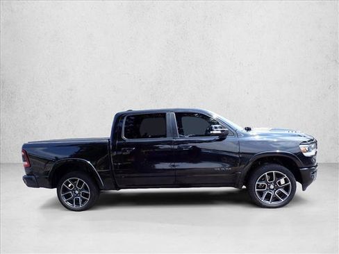 Used 2019 RAM 1500 Laramie AWD/4WD image 5