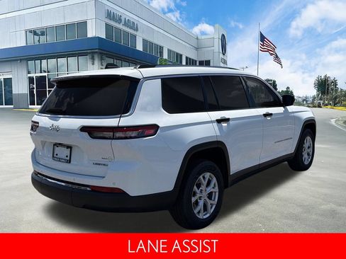 Used 2023 Jeep Grand Cherokee L Limited RWD image 9